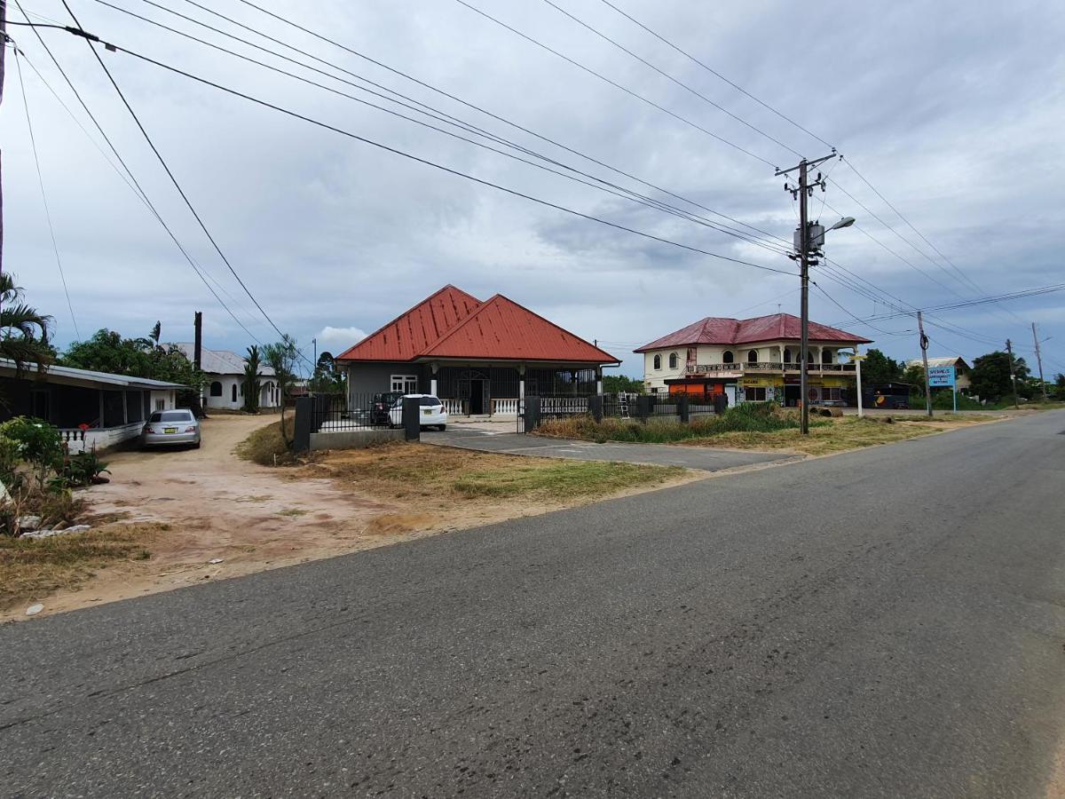 Chander'S Villa Парамарибо Екстериор снимка